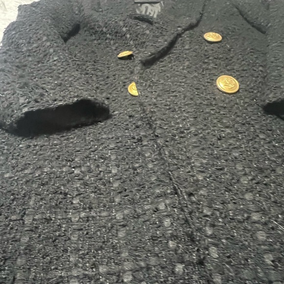 Blazer - Picture 5 of 5